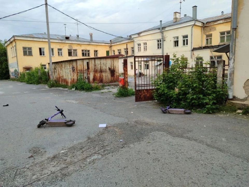 Хождение по граблям. О проблеме заброшенных зданий в Екатеринбурге