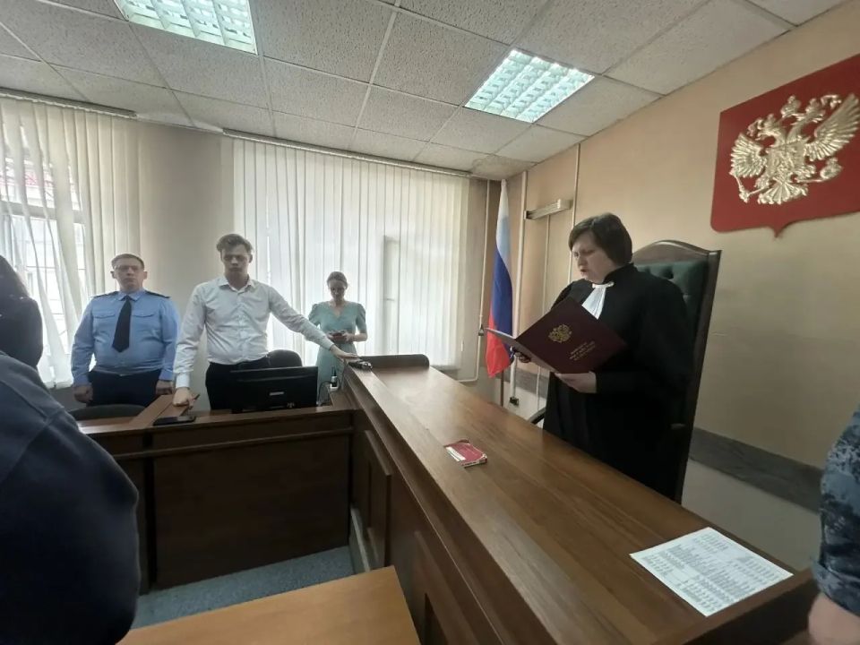Избрана мера пресечения в отношении директора транспортной компании, водитель которой, управляя автобусом, насмерть сбил 4-х человек, в том числе 9-летнего мальчика, в г. Екатеринбурге Избрана мера пресечения в отношении директора транспортной компании, водитель которой, управляя автобусом, насмерть сбил 4-х человек, в том числе 9-летнего мальчика, в г. Екатеринбурге