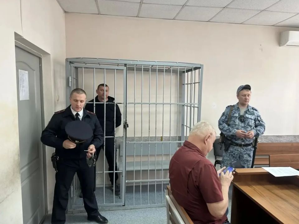 Избрана мера пресечения в отношении директора транспортной компании, водитель которой, управляя автобусом, насмерть сбил 4-х человек, в том числе 9-летнего мальчика, в г. Екатеринбурге