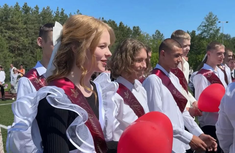 Денис Паслер: Стали известны первые результаты ЕГЭ наших уральских выпускников по литературе, химии и истории