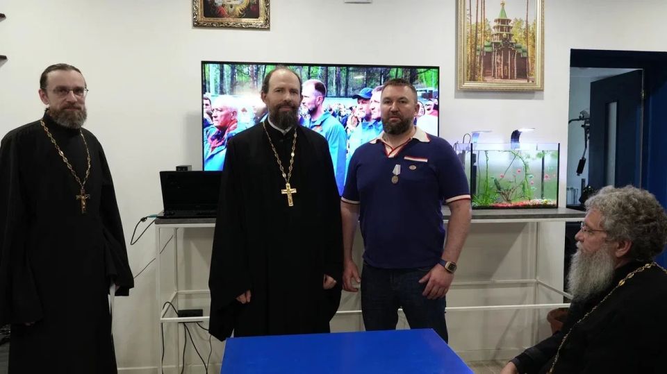 Делегация Синодального отдела высоко оценила работу Центра пробации «Опора» в Екатеринбурге Делегация Синодального отдела высоко оценила работу Центра пробации «Опора» в Екатеринбурге