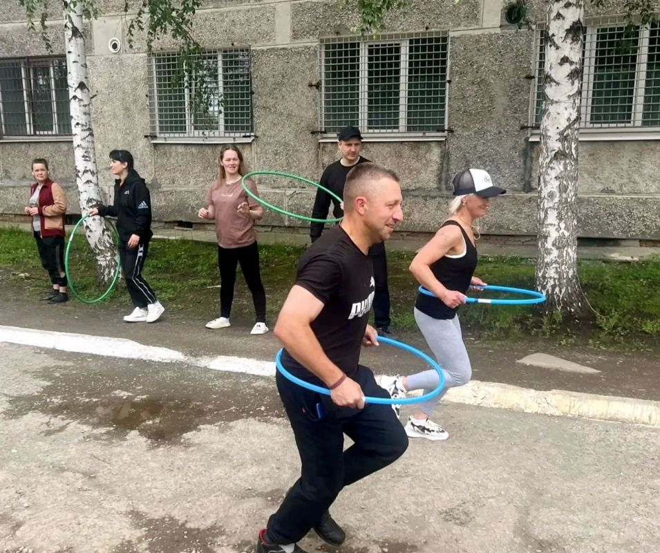 В УФИЦ ИК-12 прошла квест-игра «В здоровом теле – здоровый дух!», посвящённая Дню России В УФИЦ ИК-12 прошла квест-игра «В здоровом теле – здоровый дух!», посвящённая Дню России