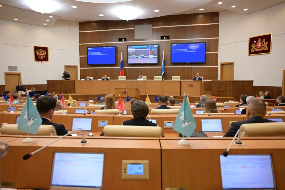 Свердловская область усиливает систему здравоохранения и развивает агропромышленный сектор