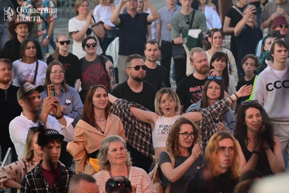 В Екатеринбурге стартовала «Ночь музыки» В Екатеринбурге стартовала «Ночь музыки»
