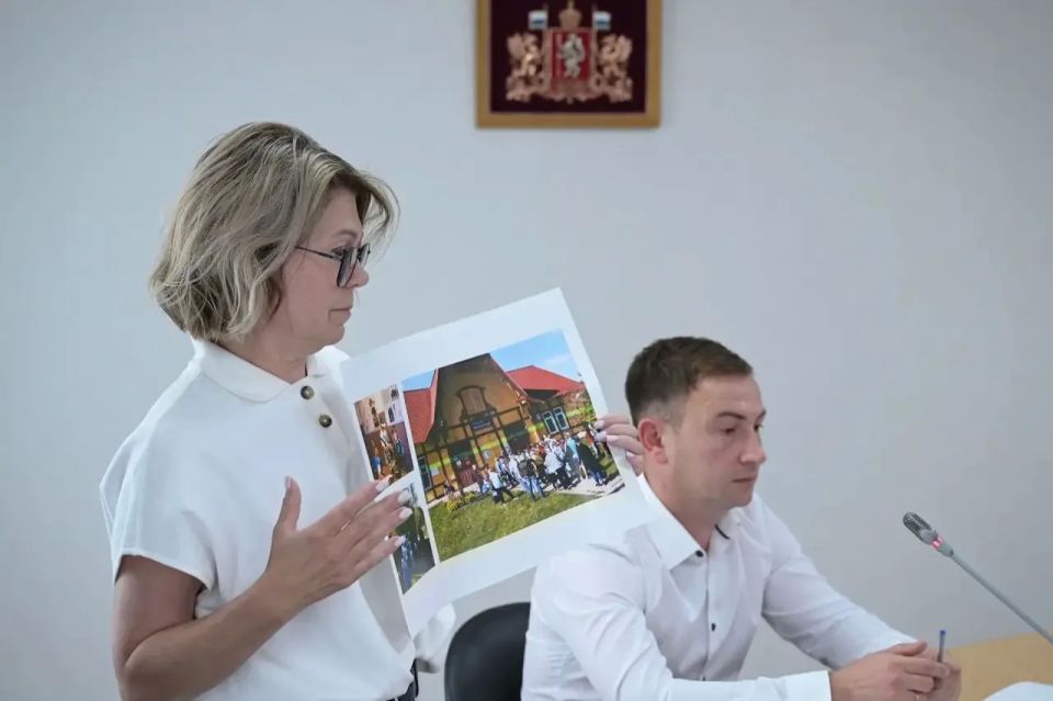 Денис Паслер: Принял участие во встрече Генерального прокурора России Александра Владимировича Гуцана с представителями свердловского бизнес-сообщества Денис Паслер: Принял участие во встрече Генерального прокурора России Александра Владимировича Гуцана с представителями свердловского бизнес-сообщества