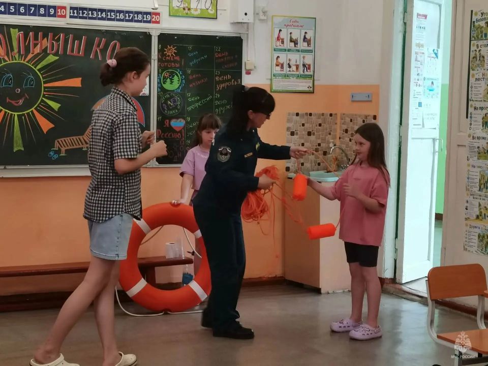 Акция "Мои безопасные каникулы" Акция "Мои безопасные каникулы"
