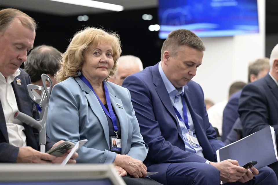 Денис Паслер: На 45-й Конференции регионального отделения партии «Единая Россия» подвели итоги предварительного голосования, определили делегатов, которые представят регион на Съезде партии в Москве Денис Паслер: На 45-й Конференции регионального отделения партии «Единая Россия» подвели итоги предварительного голосования, определили делегатов, которые представят регион на Съезде партии в Москве