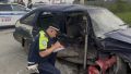 Сотрудники Госавтоинспекции устанавливают обстоятельства ДТП в Екатеринбурге, в котором пострадали четыре несовершеннолетних