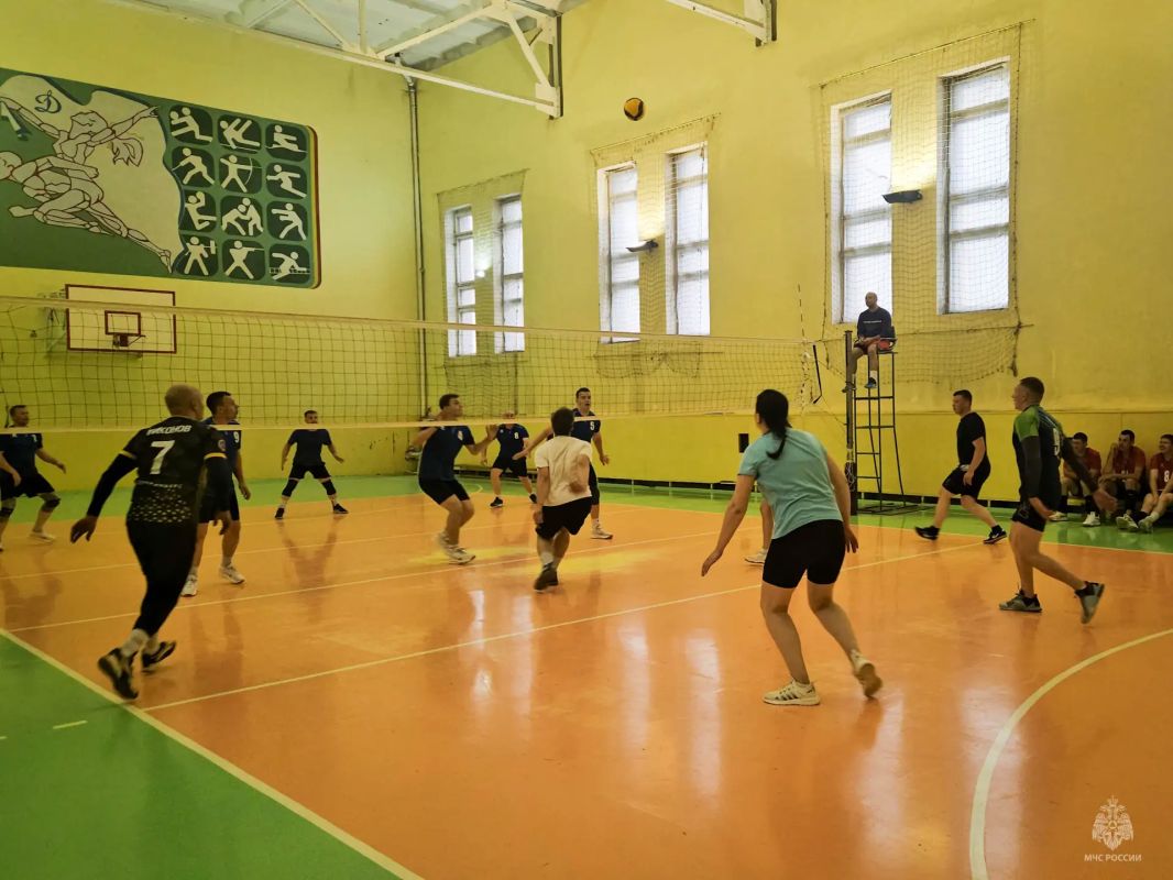 Артемовские огнеборцы — чемпионы областного волейбольного турнира!
