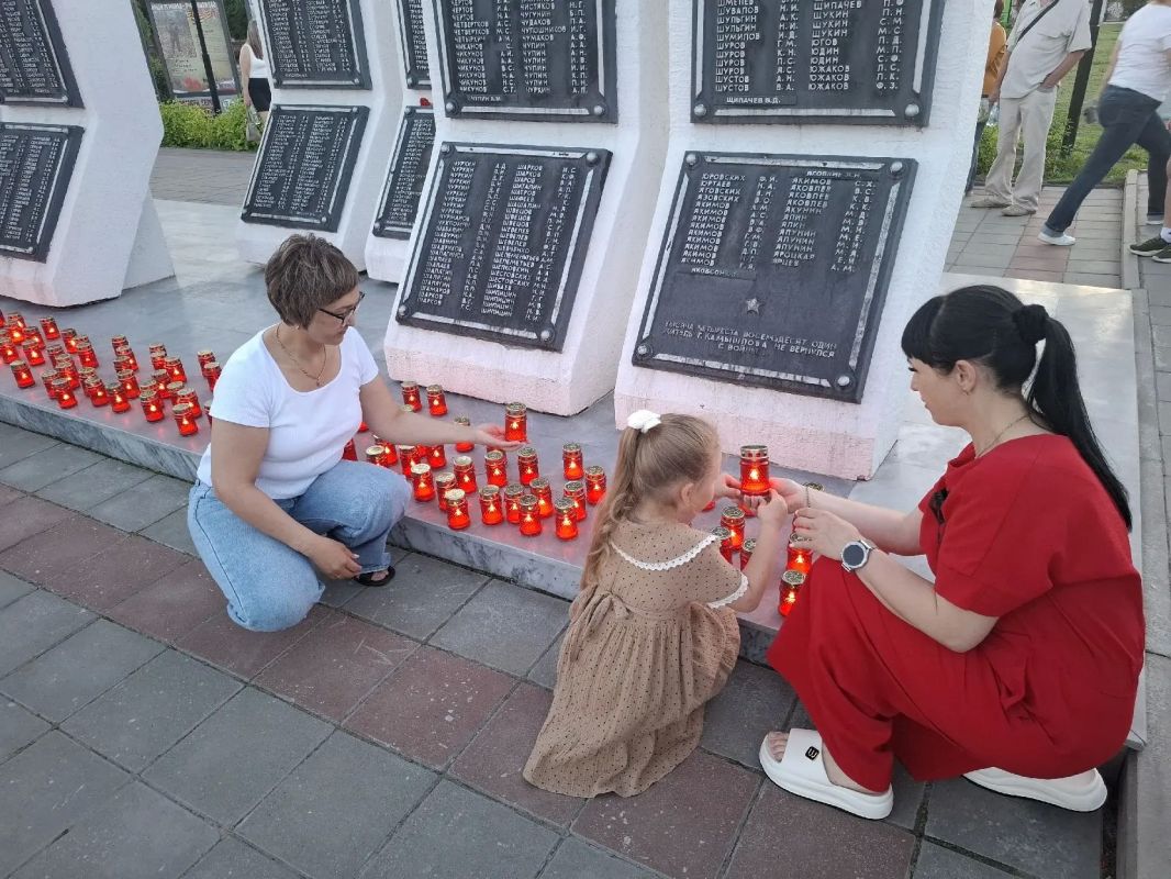 Память и скорбь: ветераны и сотрудники ГУФСИН почтили 85-ю годовщину начала Великой Отечественной войны Память и скорбь: ветераны и сотрудники ГУФСИН почтили 85-ю годовщину начала Великой Отечественной войны
