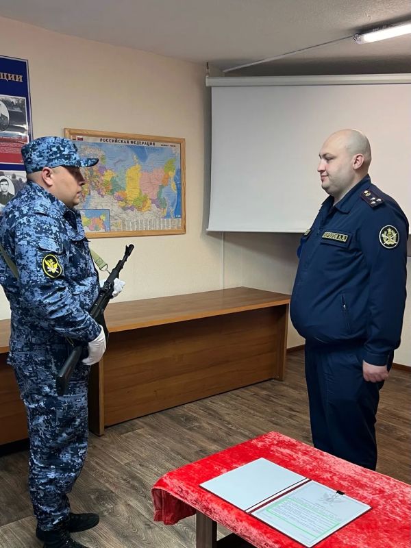 В ЛИУ-51 (г. Нижний Тагил) состоялась торжественная церемония принятия присяги В ЛИУ-51 (г. Нижний Тагил) состоялась торжественная церемония принятия присяги