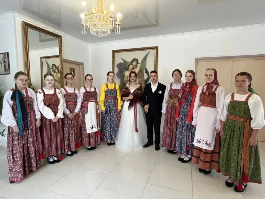 Фестиваль национальных свадеб продолжается на Среднем Урале Фестиваль национальных свадеб продолжается на Среднем Урале