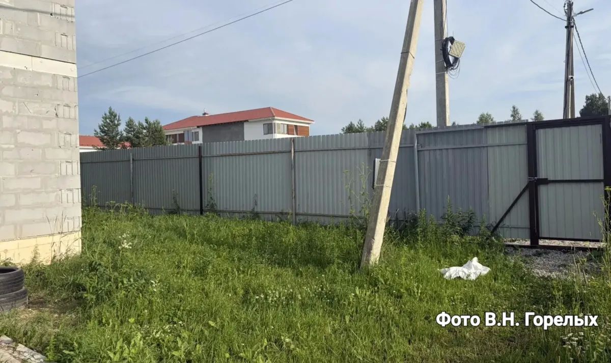 В Берёзовском полиция по горячим следам установила мужчину, стрелявшего из пневматического пистолета в подростков