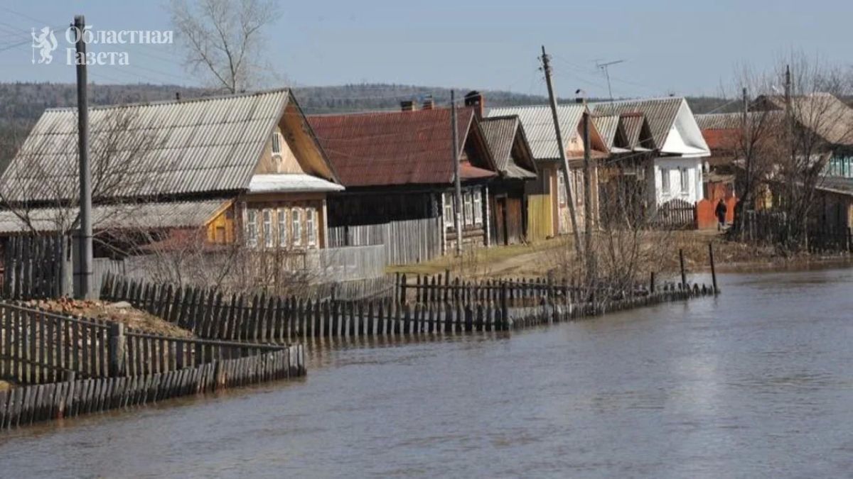 В нескольких районах Свердловской области поднялся уровень воды в реках
