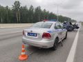 Сотрудники Госавтоинспекции устанавливают обстоятельства смертельного ДТП на 72-м км ЕКАД в Екатеринбурге