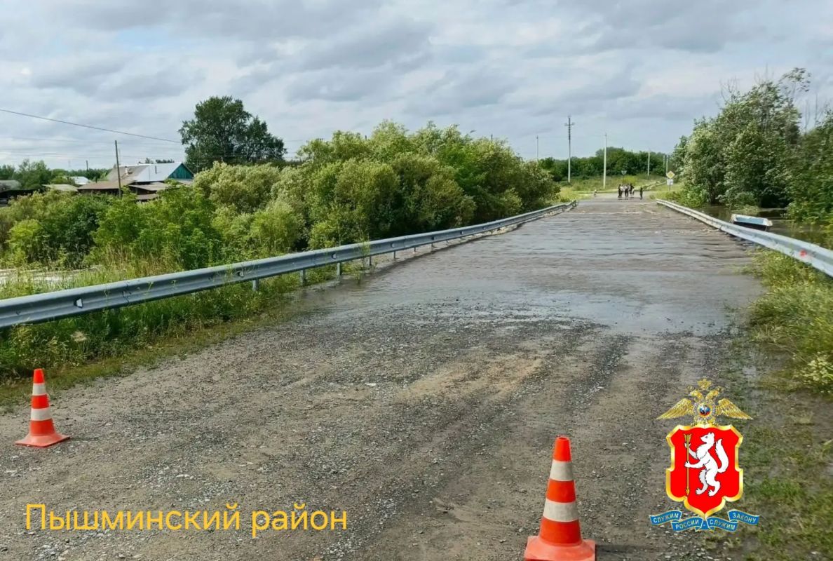 Госавтоинспекция Свердловской области сообщает о дополнительных ограничениях движения в Талицком и Пышминском районах в связи с подтоплением и размывом дорожного покрытия Госавтоинспекция Свердловской области сообщает о дополнительных ограничениях движения в Талицком и Пышминском районах в связи с подтоплением и размывом дорожного покрытия