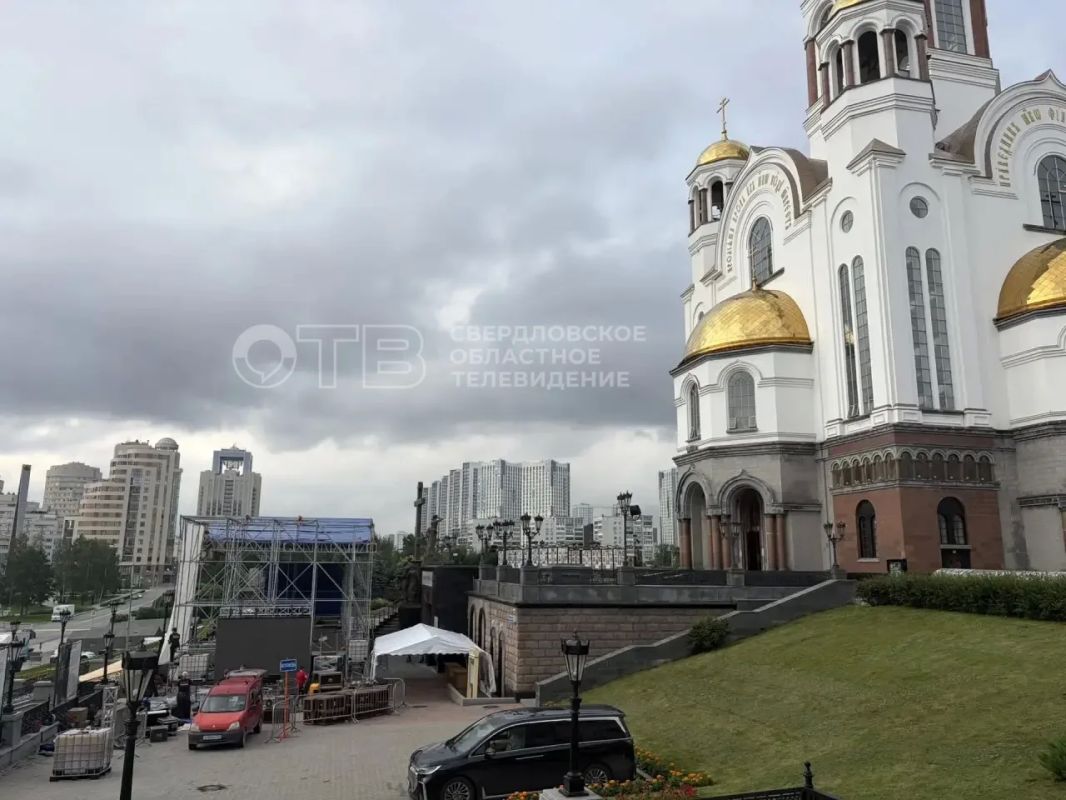 «Когда будет много бензина — можно спросить у Бога в Царские Дни» «Когда будет много бензина — можно спросить у Бога в Царские Дни»