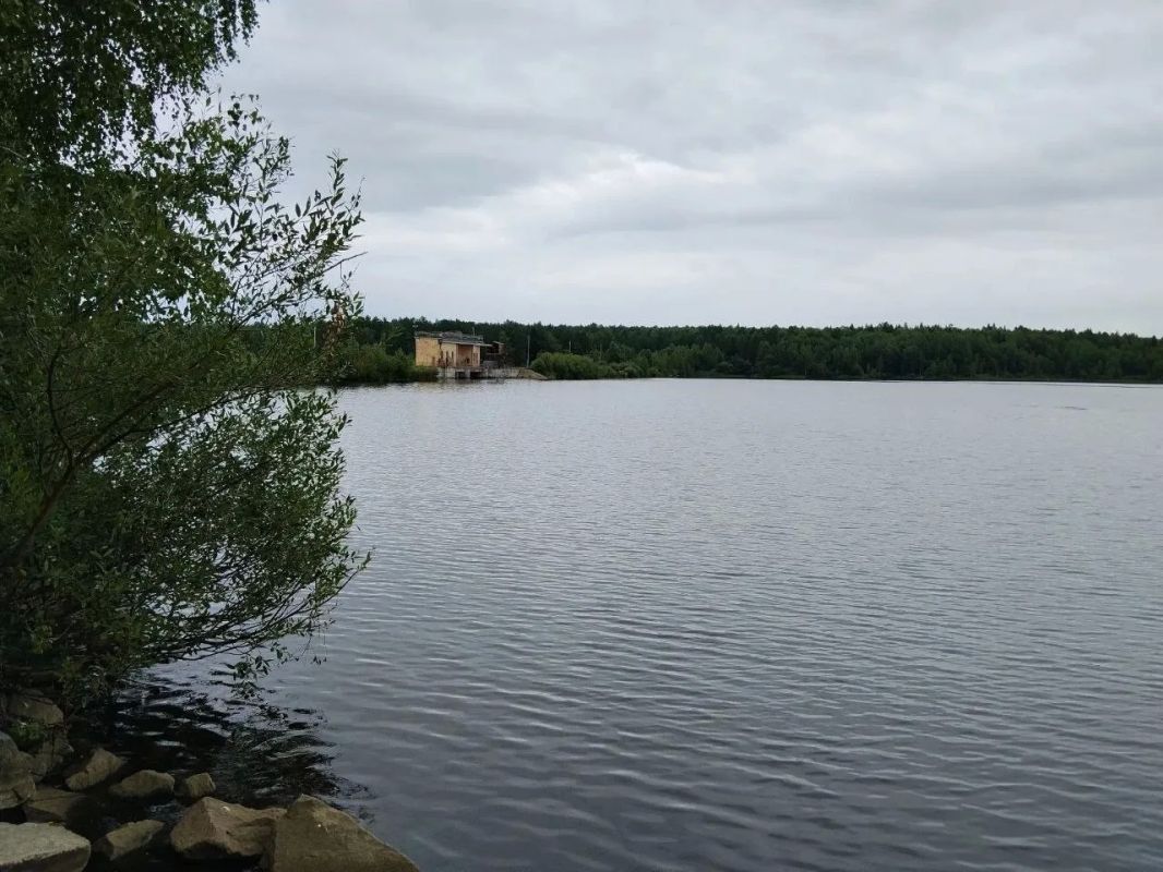 В водохранилище, откуда идет вода в дома Верхней Салды, выявили многократное превышение вредных веществ