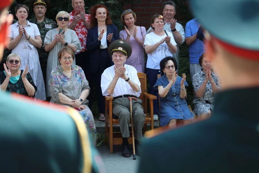 Легендарный свердловский врач Семен Спектор сегодня отмечает 90-летний юбилей