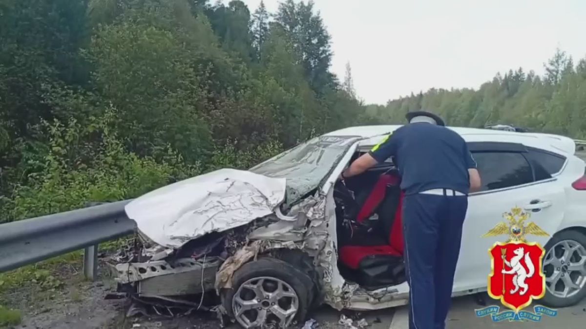Водитель Ford Focus влетел в Changan на встречке в Свердловской области — пострадали пять человек, среди них ребенок
