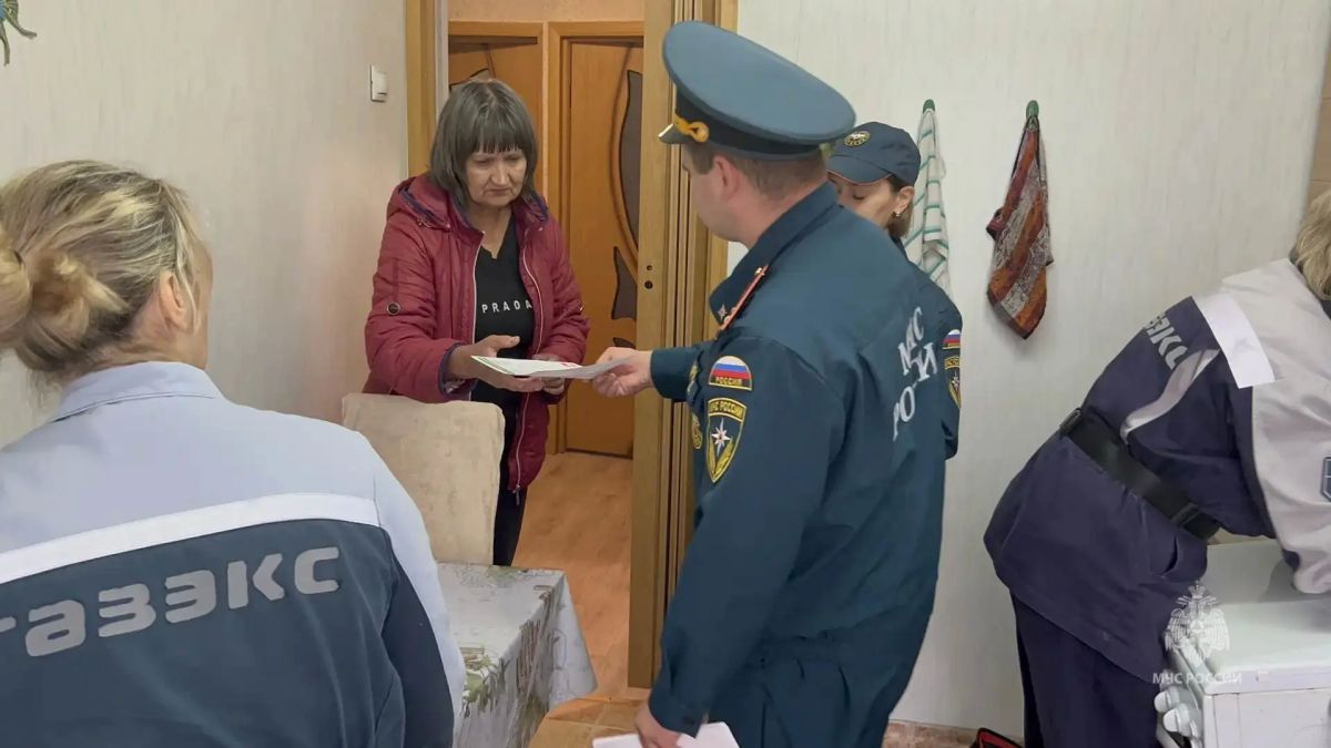 Безопасность начинается... с кухни! Огнеборцы МЧС России напомнили свердловчанам главные правила эксплуатации газового оборудования Безопасность начинается... с кухни! Огнеборцы МЧС России напомнили свердловчанам главные правила эксплуатации газового оборудования
