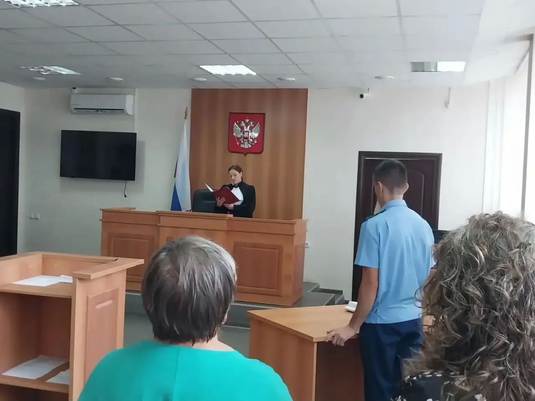 В Екатеринбурге двое местных жителей признаны виновными в причинении смертельных травм своему знакомому В Екатеринбурге двое местных жителей признаны виновными в причинении смертельных травм своему знакомому
