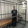 Мужика, который стрелял по детям из пневмата с гостиницы "Мадрид" в Екатеринбурге, закрыли в СИЗО до 29 сентября