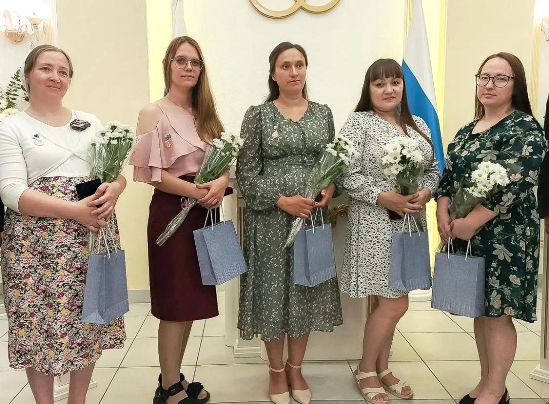 Владислав Пинаев: Как много в нашем городе многодетных семей, и их количество увеличивается Владислав Пинаев: Как много в нашем городе многодетных семей, и их количество увеличивается