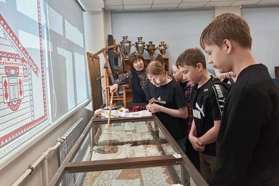 Пять школ Свердловской области вошли в число 150 финалистов Всероссийского конкурса школьных музеев Российского общества «Знание» Пять школ Свердловской области вошли в число 150 финалистов Всероссийского конкурса школьных музеев Российского общества «Знание»