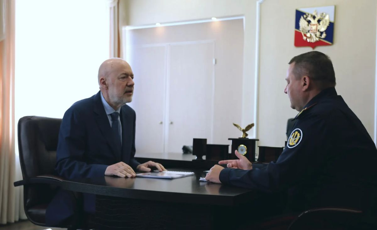 Начальник ГУФСИН Александр Федоров встретился с депутатом Госдумы Павлом Крашенинниковым Начальник ГУФСИН Александр Федоров встретился с депутатом Госдумы Павлом Крашенинниковым