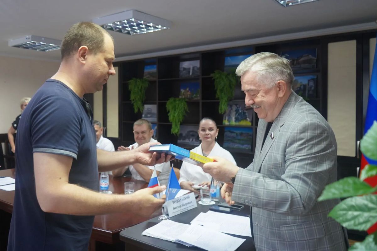 Виктор Водолацкий: Сегодня работал на территории Свердловского муниципального округа Луганской Народной Республики Виктор Водолацкий: Сегодня работал на территории Свердловского муниципального округа Луганской Народной Республики