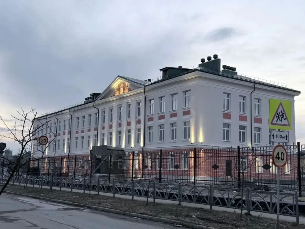 14 школьных зданий после капитального ремонта откроются в Свердловской области в 2026 году 14 школьных зданий после капитального ремонта откроются в Свердловской области в 2026 году