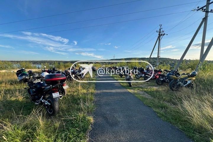 В Нижнем Тагиле байкеры провели траурный мотопробег В Нижнем Тагиле байкеры провели траурный мотопробег