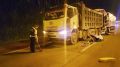 На ЕКАД грузовик врезался в попутную машину – погиб пассажир