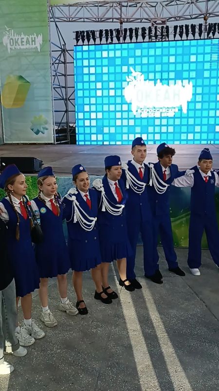Открытие XVII Всероссийского слёта-конкурса юных инспекторов движения «Дороги без опасности» состоялось 9 августа во Всероссийском детском центре «Океан» Открытие XVII Всероссийского слёта-конкурса юных инспекторов движения «Дороги без опасности» состоялось 9 августа во Всероссийском детском центре «Океан»