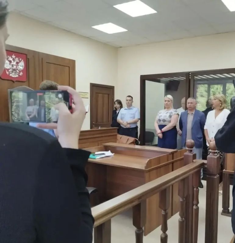В Артемовском вынесен приговор по уголовному делу об убийстве двух лиц 18 лет назад и даче взятки В Артемовском вынесен приговор по уголовному делу об убийстве двух лиц 18 лет назад и даче взятки