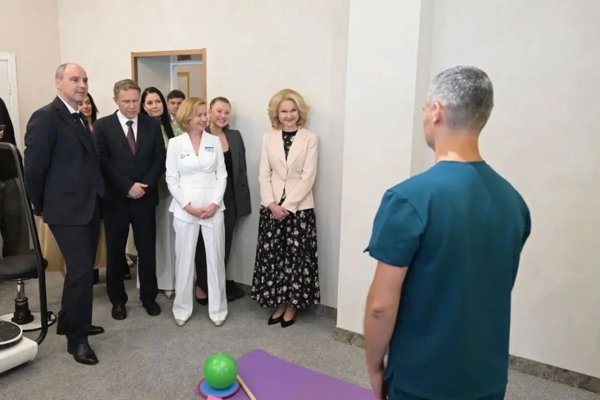 Татьяна Голикова и Михаил Мурашко открыли Центр медицины здорового долголетия в Екатеринбурге Татьяна Голикова и Михаил Мурашко открыли Центр медицины здорового долголетия в Екатеринбурге