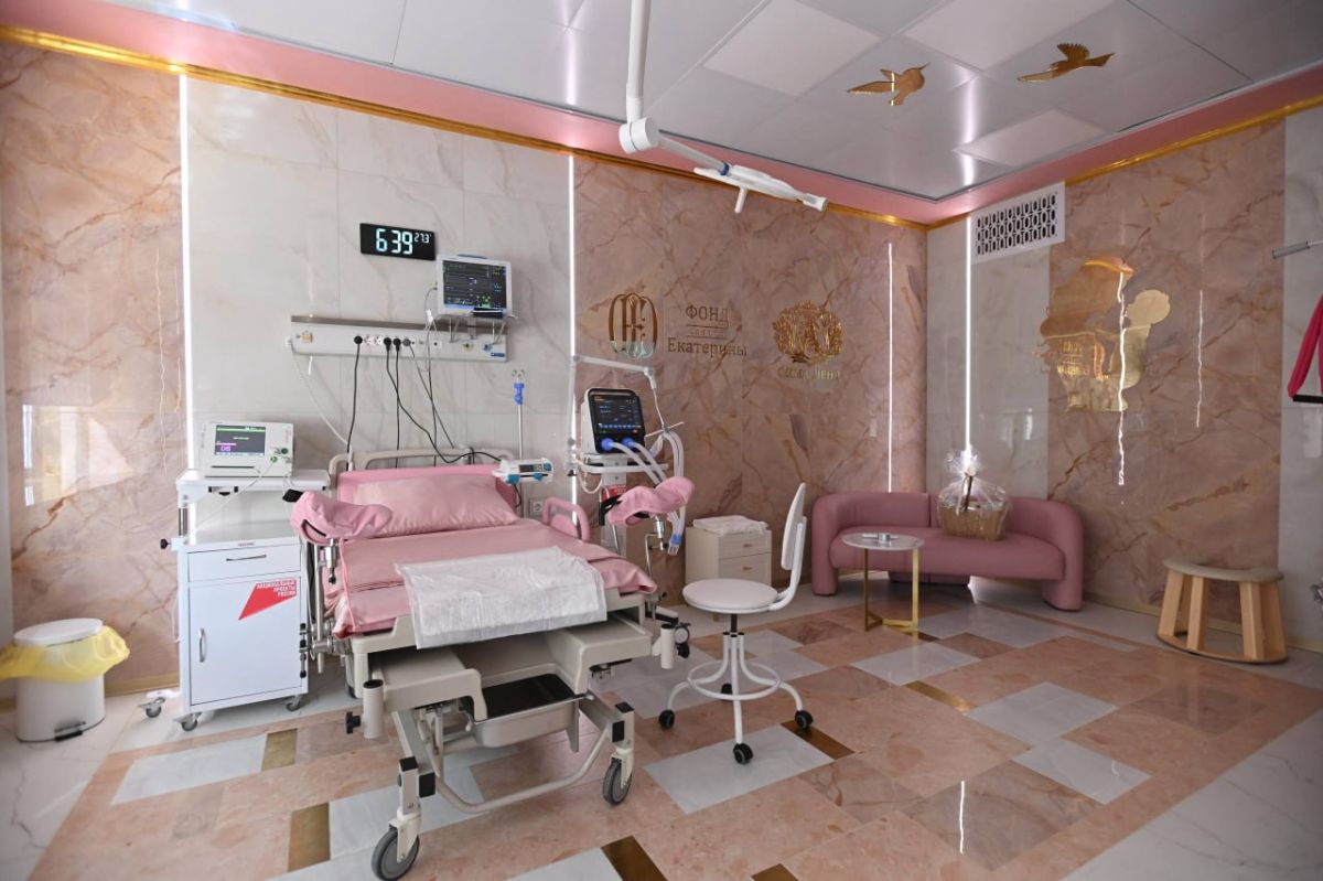В Екатеринбурге для мамочек открыли обновленные родовые залы «Пещеры», «Синее море» и «Сосновый лес» В Екатеринбурге для мамочек открыли обновленные родовые залы «Пещеры», «Синее море» и «Сосновый лес»
