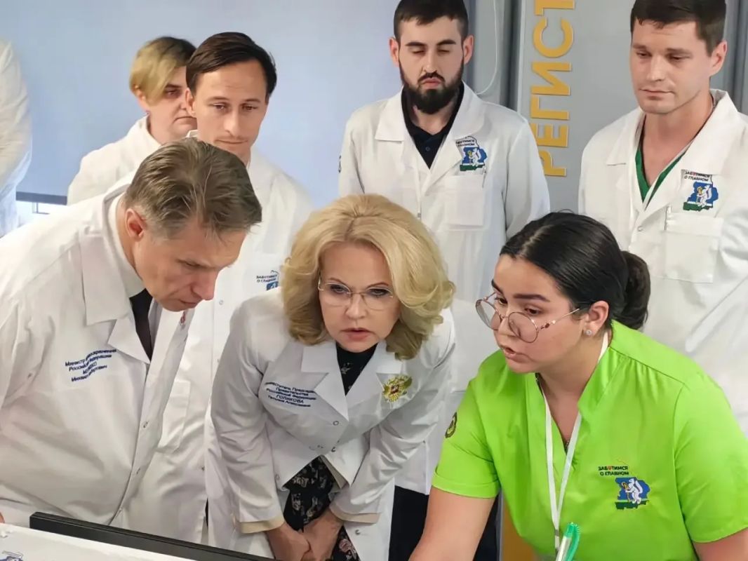 Михаил Мурашко: Более 24 млрд рублей предусмотрено на развитие первичного звена здравоохранения Свердловской области до 2030 года Михаил Мурашко: Более 24 млрд рублей предусмотрено на развитие первичного звена здравоохранения Свердловской области до 2030 года