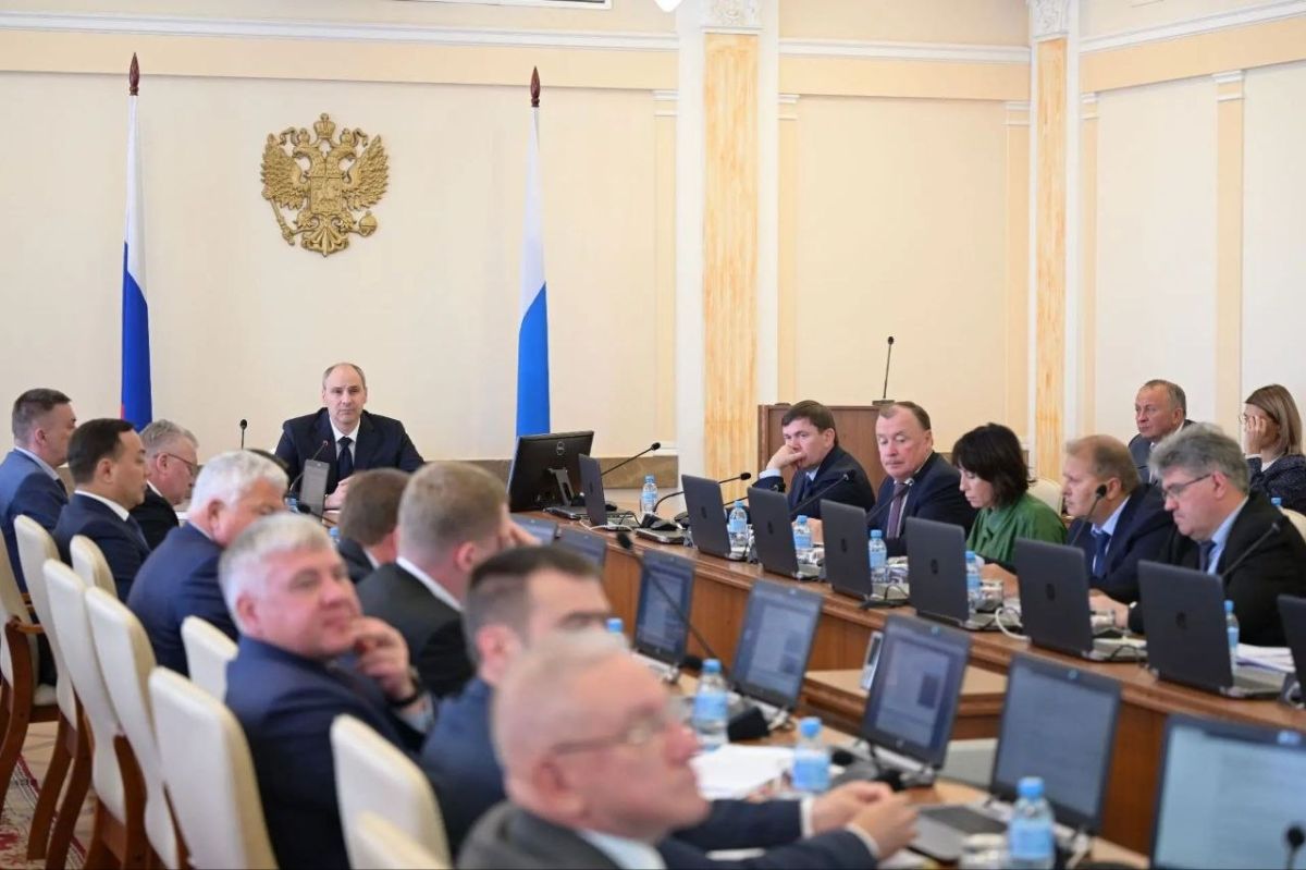 Денис Паслер распределил гранты муниципалитетам за достижение наилучших показателей развития Денис Паслер распределил гранты муниципалитетам за достижение наилучших показателей развития