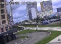 На Широкой Речке мужчина избил курьера, который сбил его собаку