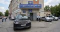 В Артёмовском пьяные водители на Land Rover протаранили КПП у полиции — получили 14 суток ареста