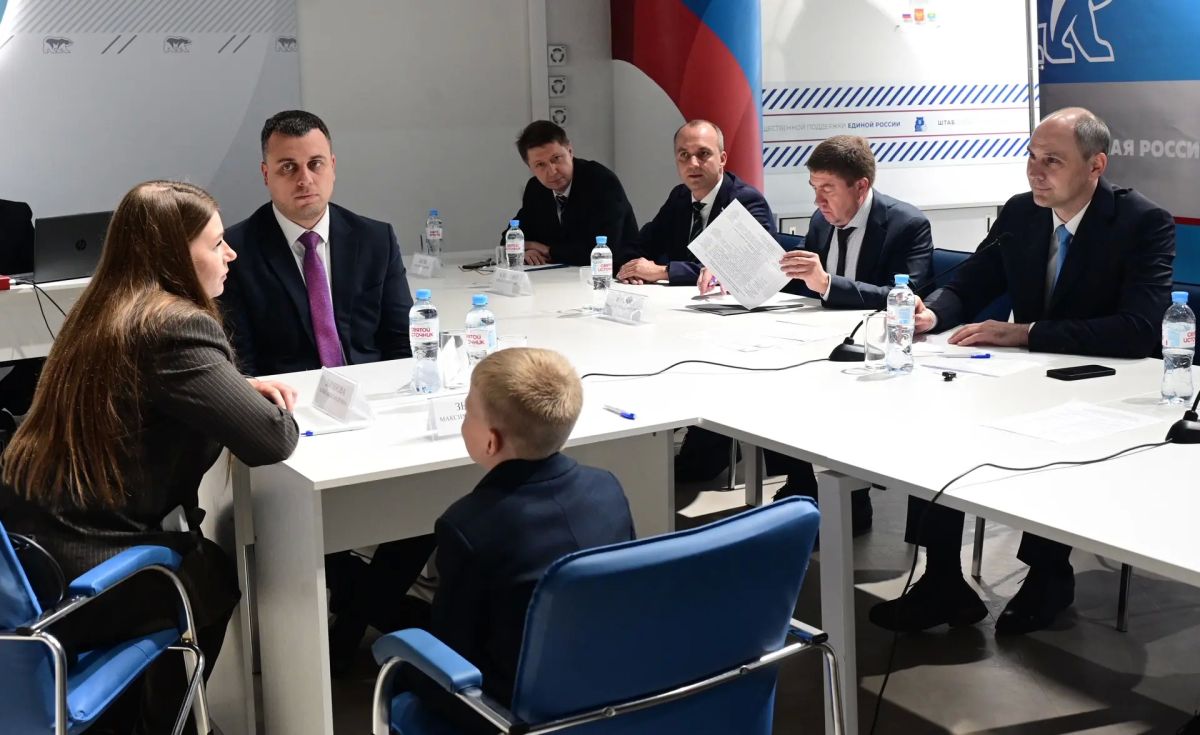 Денис Паслер: Провел очередной прием свердловчан по личным вопросам Денис Паслер: Провел очередной прием свердловчан по личным вопросам