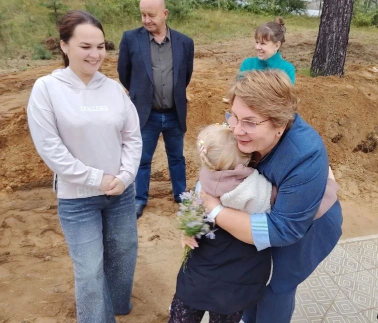 «Чудо своими руками»: как ТОС «Сосняк» в Дарасуне превращает пустырь в центр притяжения «Чудо своими руками»: как ТОС «Сосняк» в Дарасуне превращает пустырь в центр притяжения