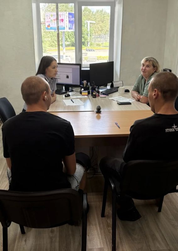 Для осуждённых-участников СВО провели консультацию в Нижнем Тагиле