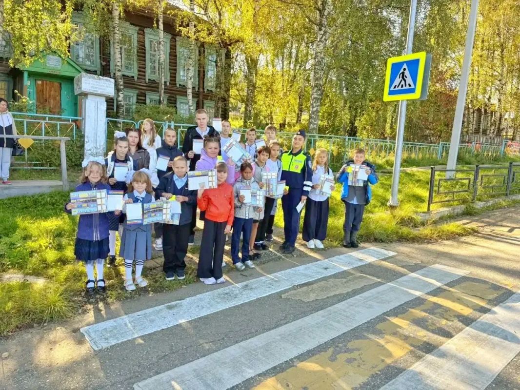 В День знаний руководители Госавтоинспекции Свердловской области лично напомнили школьникам о безопасности на дорогах В День знаний руководители Госавтоинспекции Свердловской области лично напомнили школьникам о безопасности на дорогах