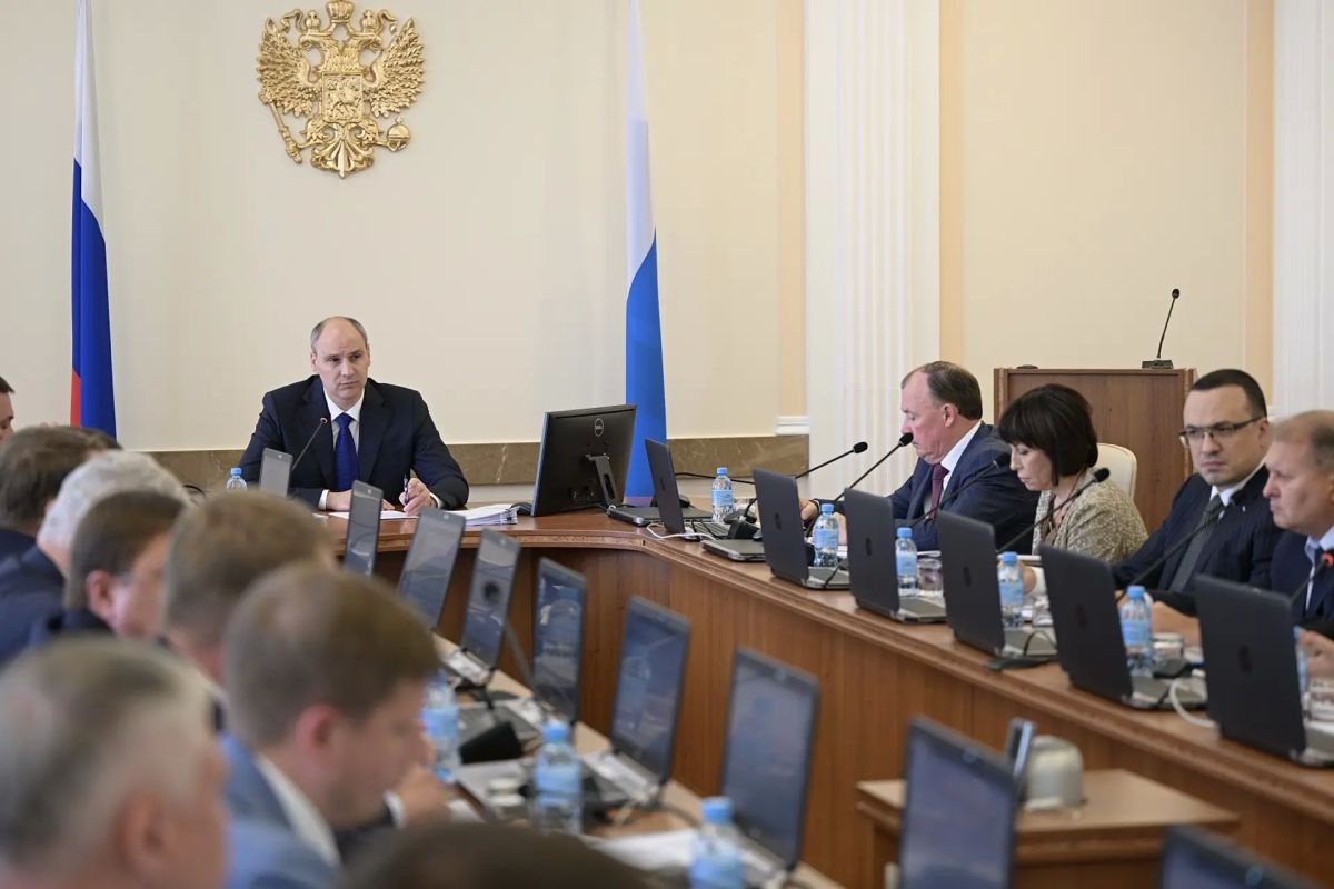 Денис Паслер: Сегодня на очередном заседании регионального правительства рассмотрели ряд важных вопросов Денис Паслер: Сегодня на очередном заседании регионального правительства рассмотрели ряд важных вопросов