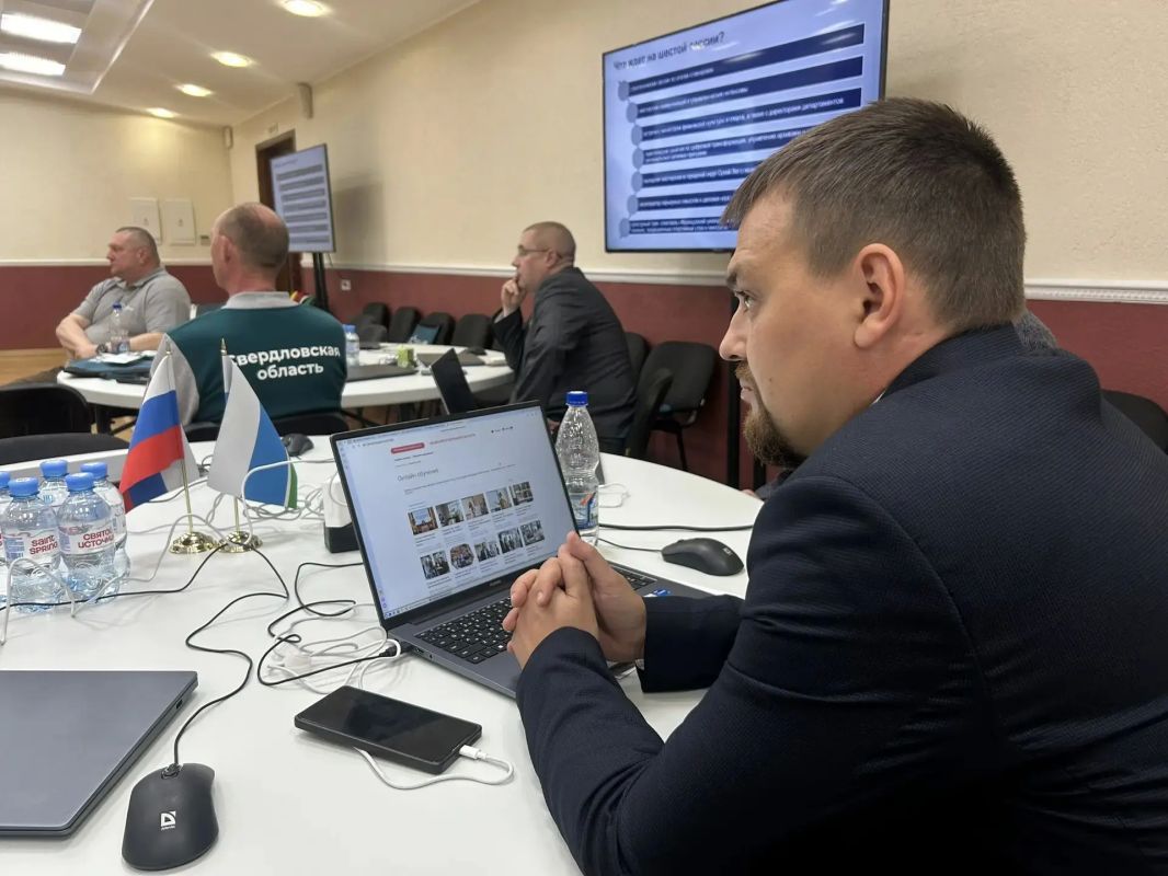 Шестая, заключительная очная сессия финалистов региональной обучающей программы «Управленческие кадры Урала» стартовала в Свердловской области Шестая, заключительная очная сессия финалистов региональной обучающей программы «Управленческие кадры Урала» стартовала в Свердловской области