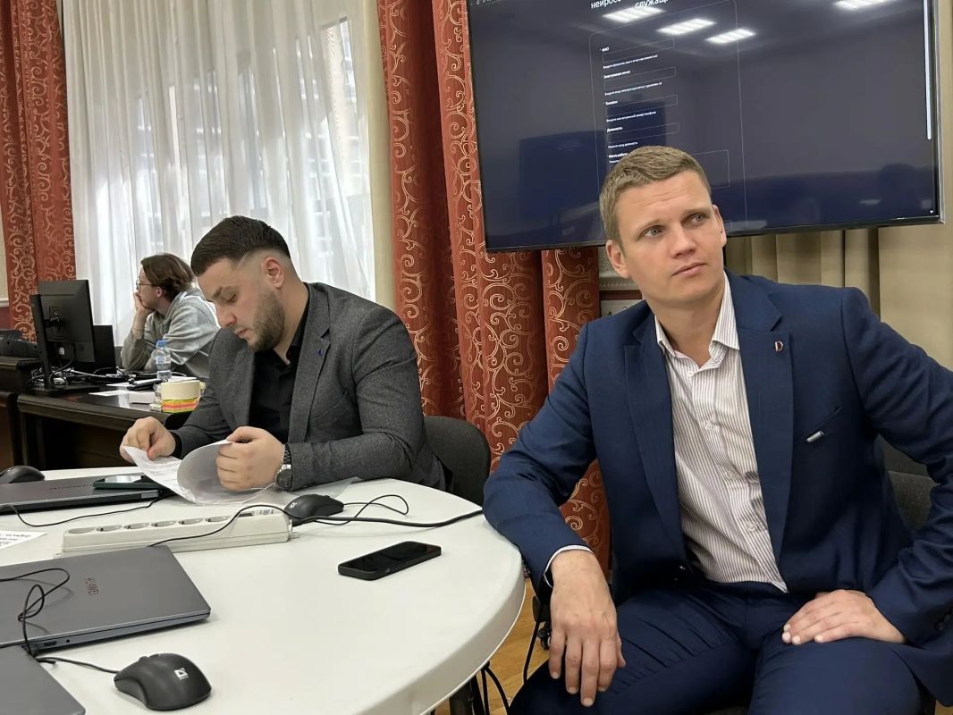 Шестая, заключительная очная сессия финалистов региональной обучающей программы «Управленческие кадры Урала» стартовала в Свердловской области Шестая, заключительная очная сессия финалистов региональной обучающей программы «Управленческие кадры Урала» стартовала в Свердловской области