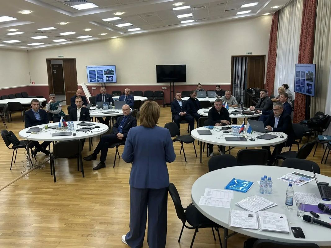 Шестая, заключительная очная сессия финалистов региональной обучающей программы «Управленческие кадры Урала» стартовала в Свердловской области Шестая, заключительная очная сессия финалистов региональной обучающей программы «Управленческие кадры Урала» стартовала в Свердловской области
